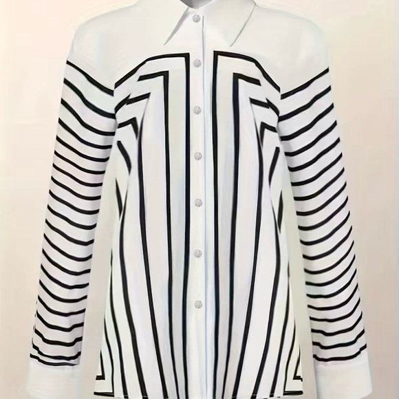 Black White Geo Print Button front blouse silky size small - Picture 4 of 12